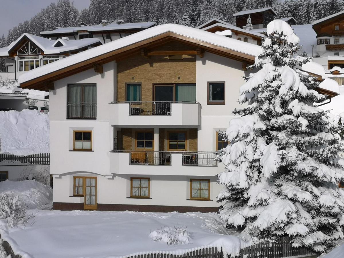Haus Koehle Appartement Nauders Buitenkant foto