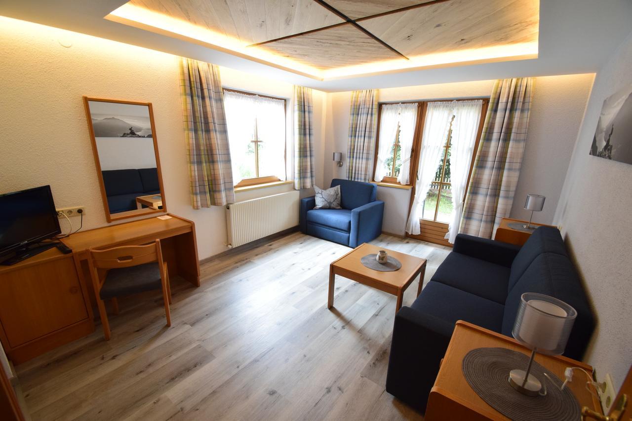 Haus Koehle Appartement Nauders Buitenkant foto